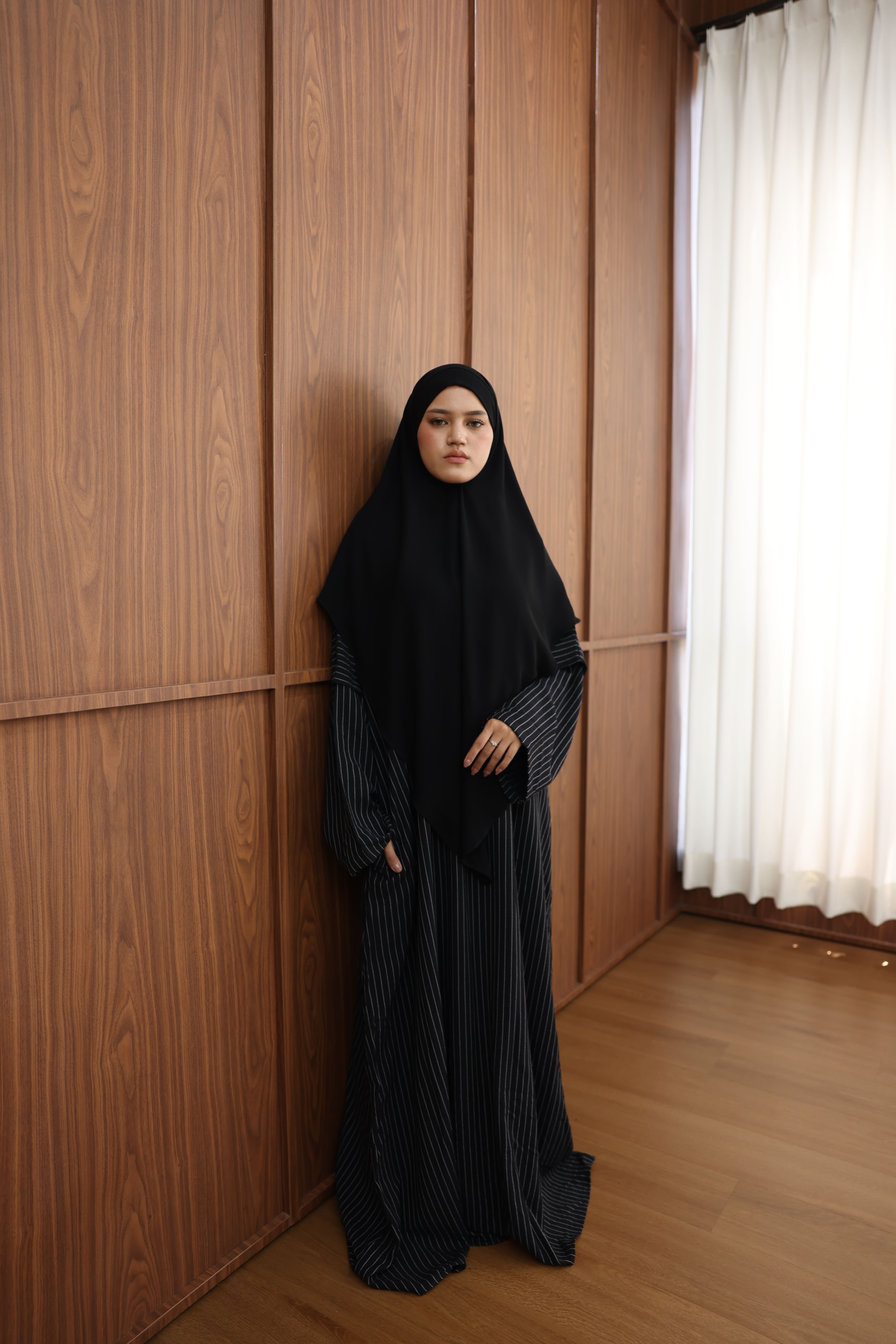 Abaya Shireen